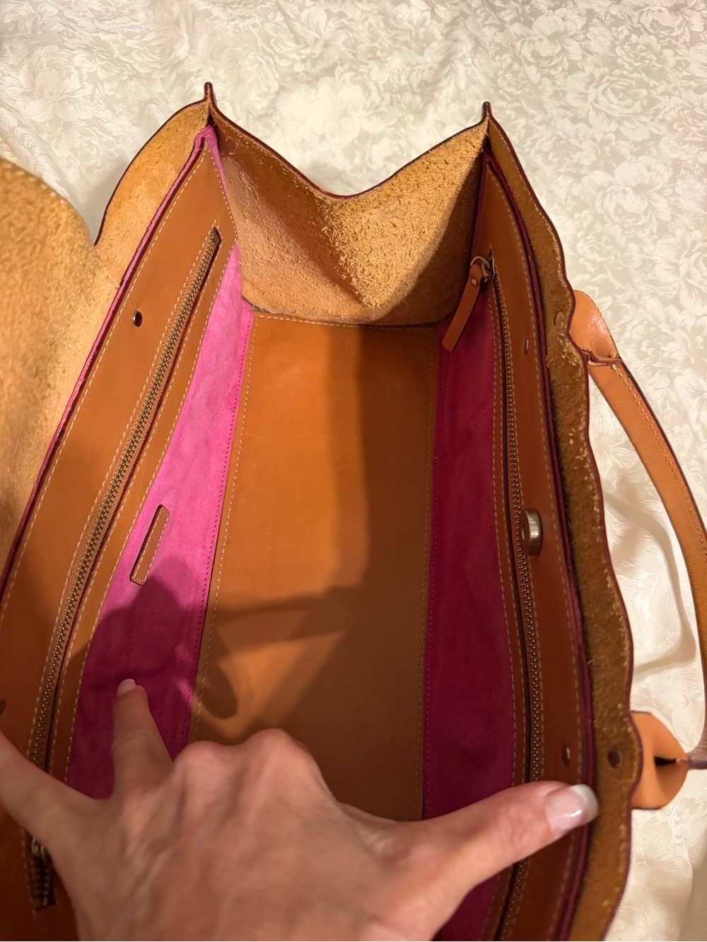 kate spade tan leather shoulder bag with floral scarf - Picture 6 of 7